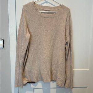 GAP Women's Beige Crew Neck Sweater   B3